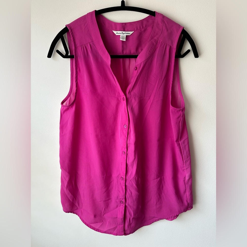 American Eagle Button Front Sleeveless Blouse